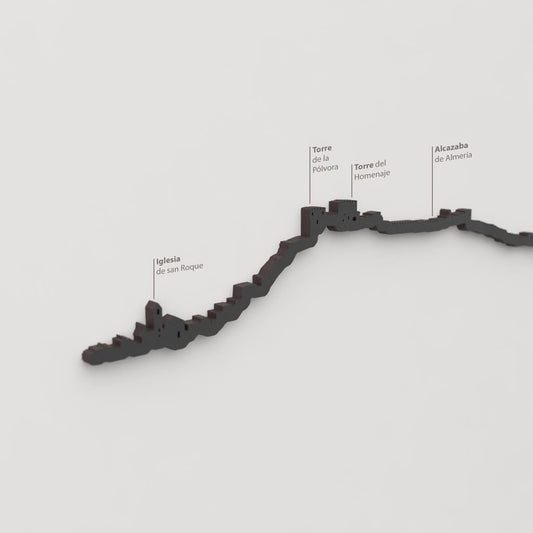 Detalle de la Alcazaba de Almería en la silueta de madera del skyline de Almería.