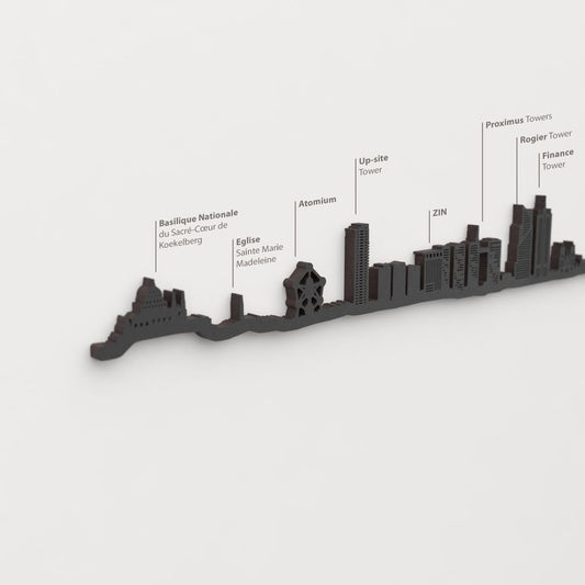 Detalle del Atomium en la silueta de madera del skyline de Bruxelles.
