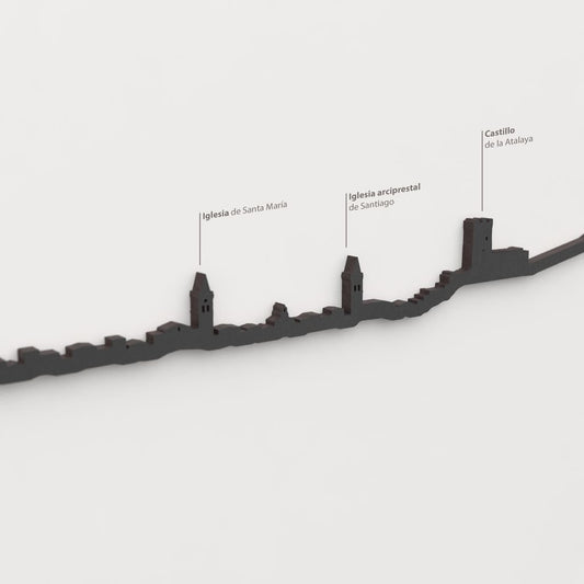 Detalle del Castillo de la Atalaya en la silueta de madera del skyline de Villena.