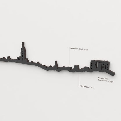 Acabado lacado negro del skyline Oviedo en madera.