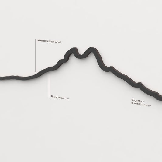 Acabado lacado negro del skyline Pedraforca en madera.