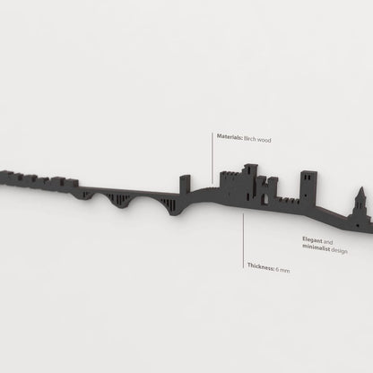 Acabado lacado negro del skyline Ponferrada en madera.
