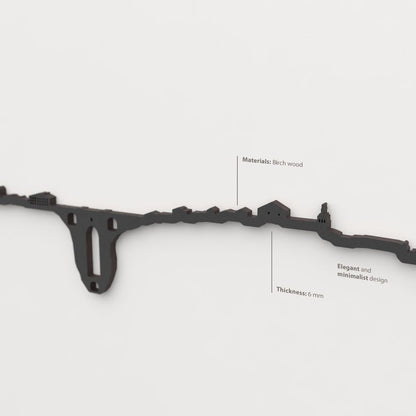 Acabado lacado negro del skyline Ronda en madera.