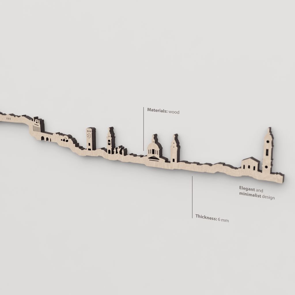 Vetado de la madera natural en el skyline Bergamo.