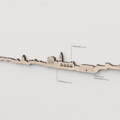 Vetado de la madera natural en el skyline Málaga.