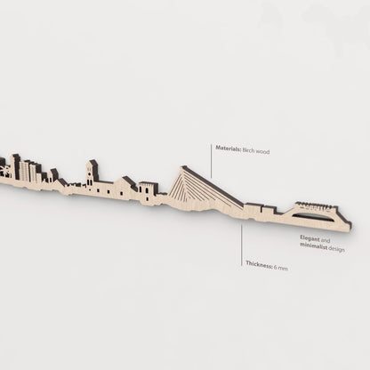 Vetado de la madera natural en el skyline Marbella.