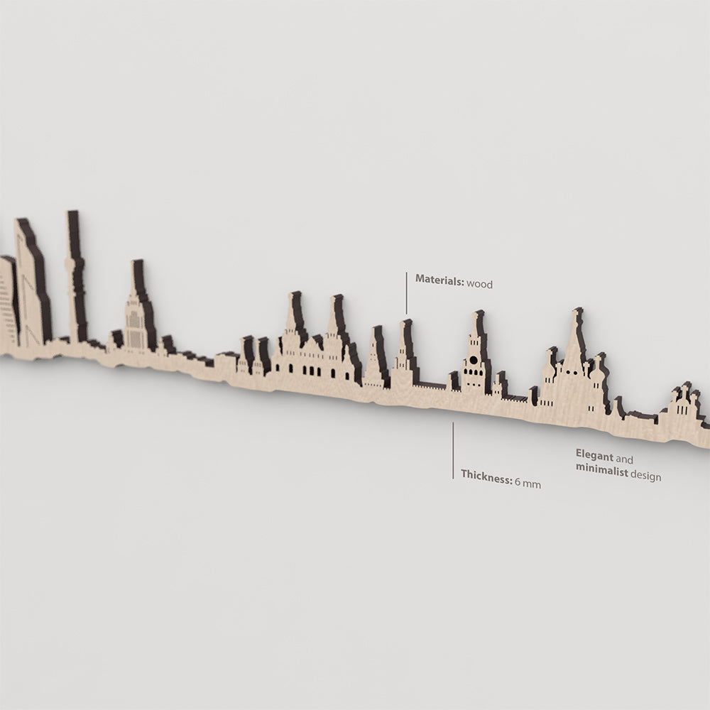 Vetado de la madera natural en el skyline Moscú.