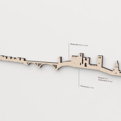 Vetado de la madera natural en el skyline Ponferrada.