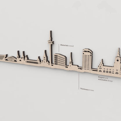 Vetado de la madera natural en el skyline Wuppertal.