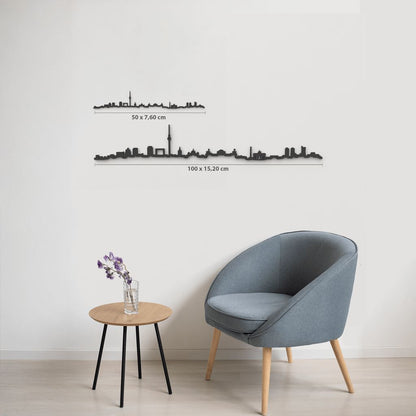 Comparativa de tamaños 50 cm y 100 cm de la silueta de Berlín en una pared de salón.