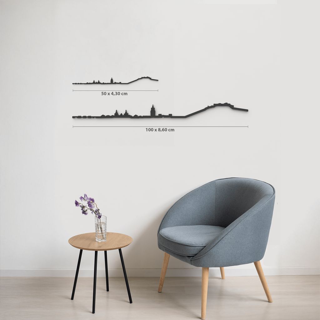 Comparativa de tamaños 50 cm y 100 cm de la silueta de Burgo de Osma en una pared.