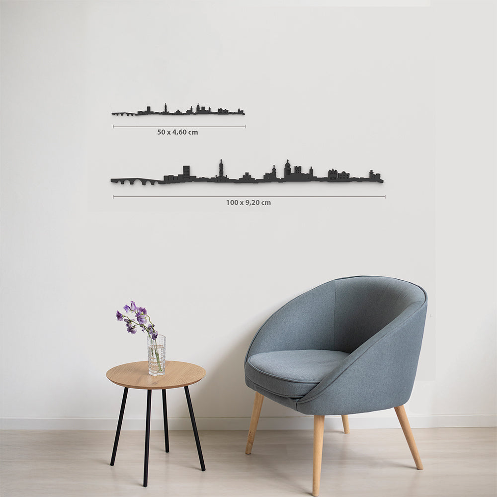 Comparativa 50 cm vs 100 cm del skyline Ourense en salón.