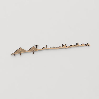 Decoración de pared con la silueta de Cádiz, una pieza de artesanía en madera.