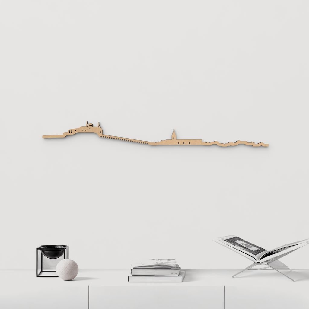 Silueta skyline de Cascante en madera color marrón para decoración mural.
