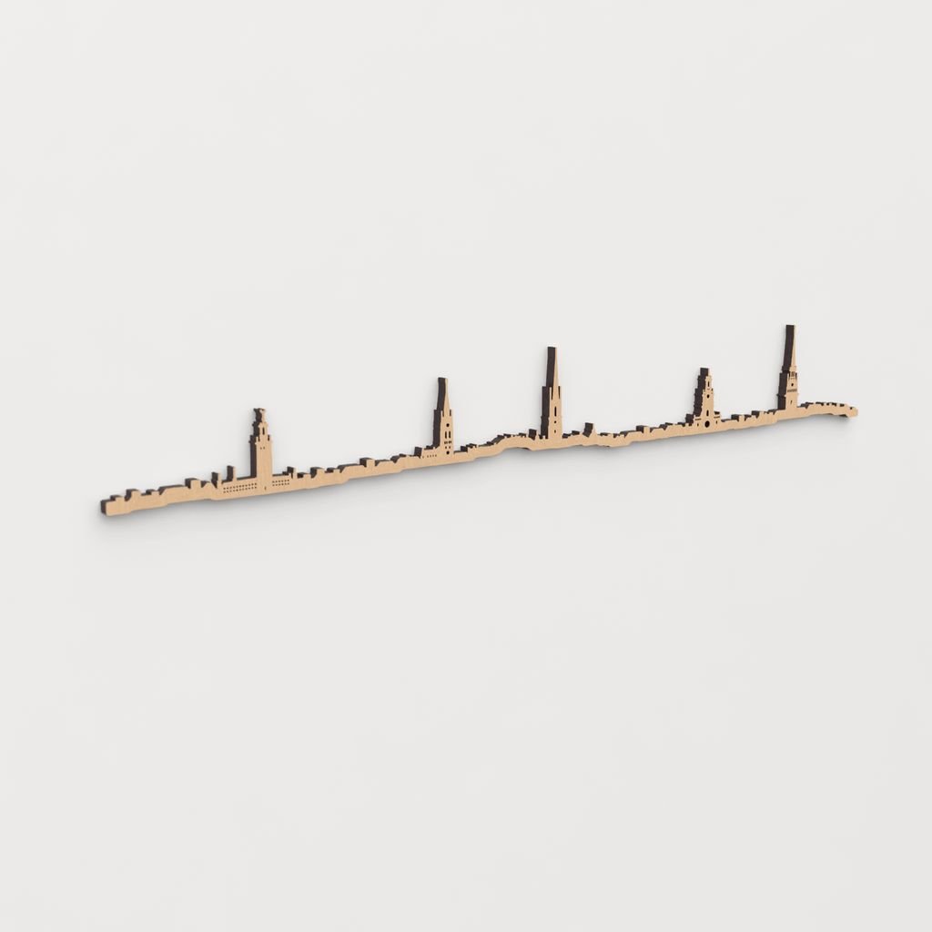 Decoración de pared con la silueta de Estocolmo, una pieza de artesanía en madera.