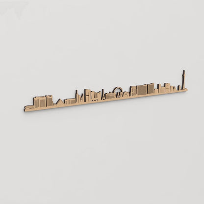 Skyline Las Vegas en madera, decoración mural elegante sobre pared de salón.