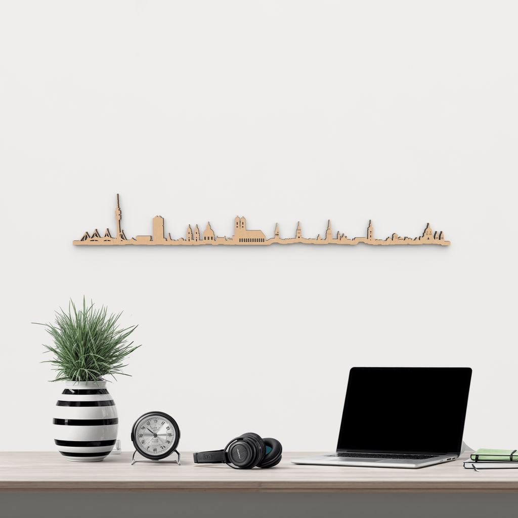 Silueta skyline de München en madera de abedul color marrón para decoración mural.