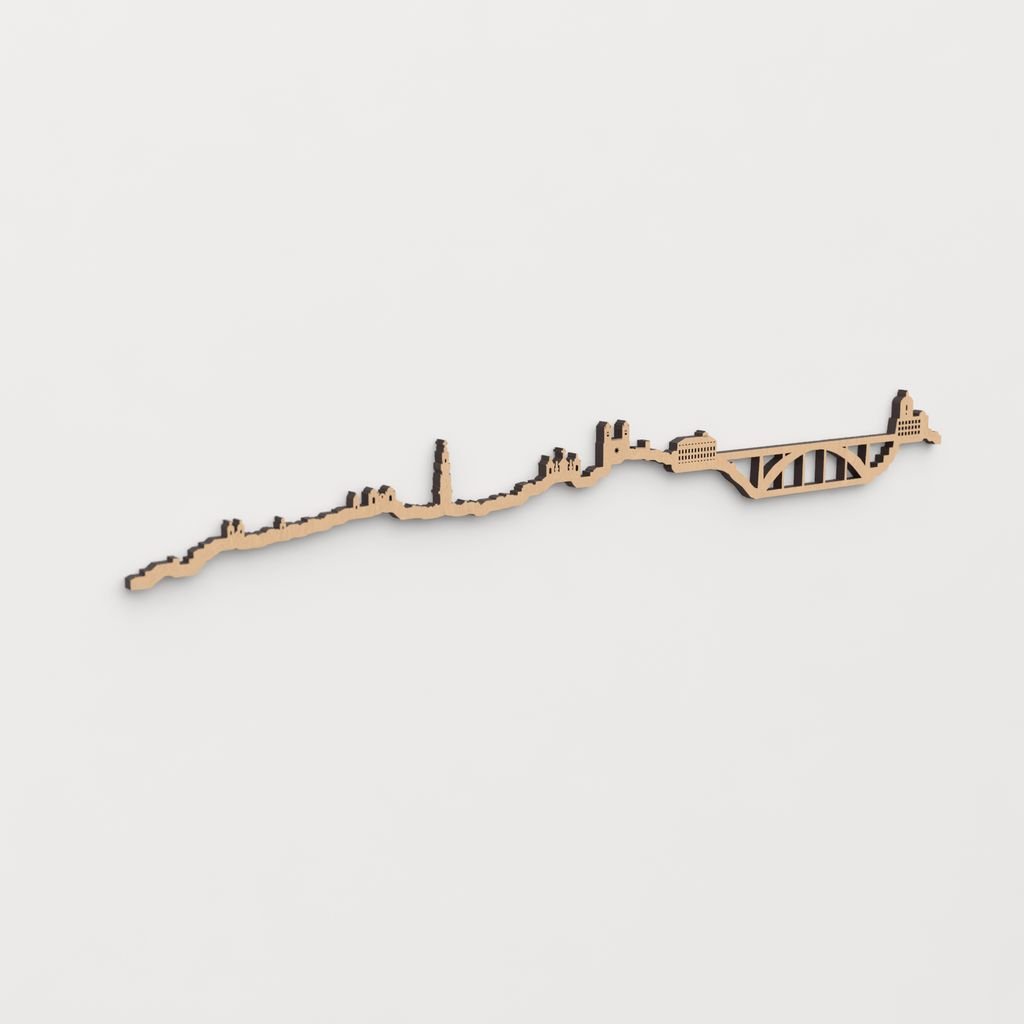 Skyline Oporto en madera, decoración de pared elegante y moderna.