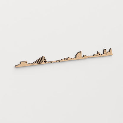 Skyline Pontevedra en madera, decoración de pared elegante y moderna.