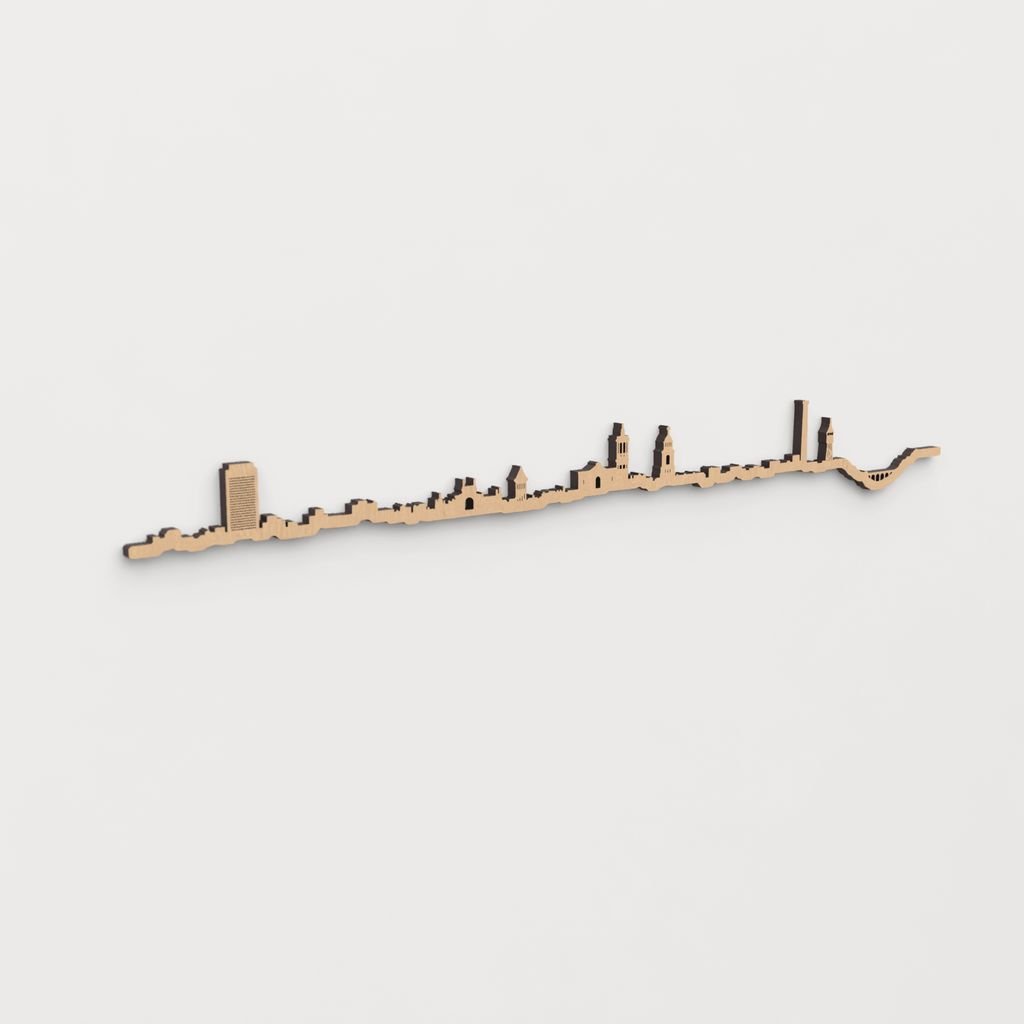 Skyline Sabadell en madera, decoración de pared elegante y moderna.