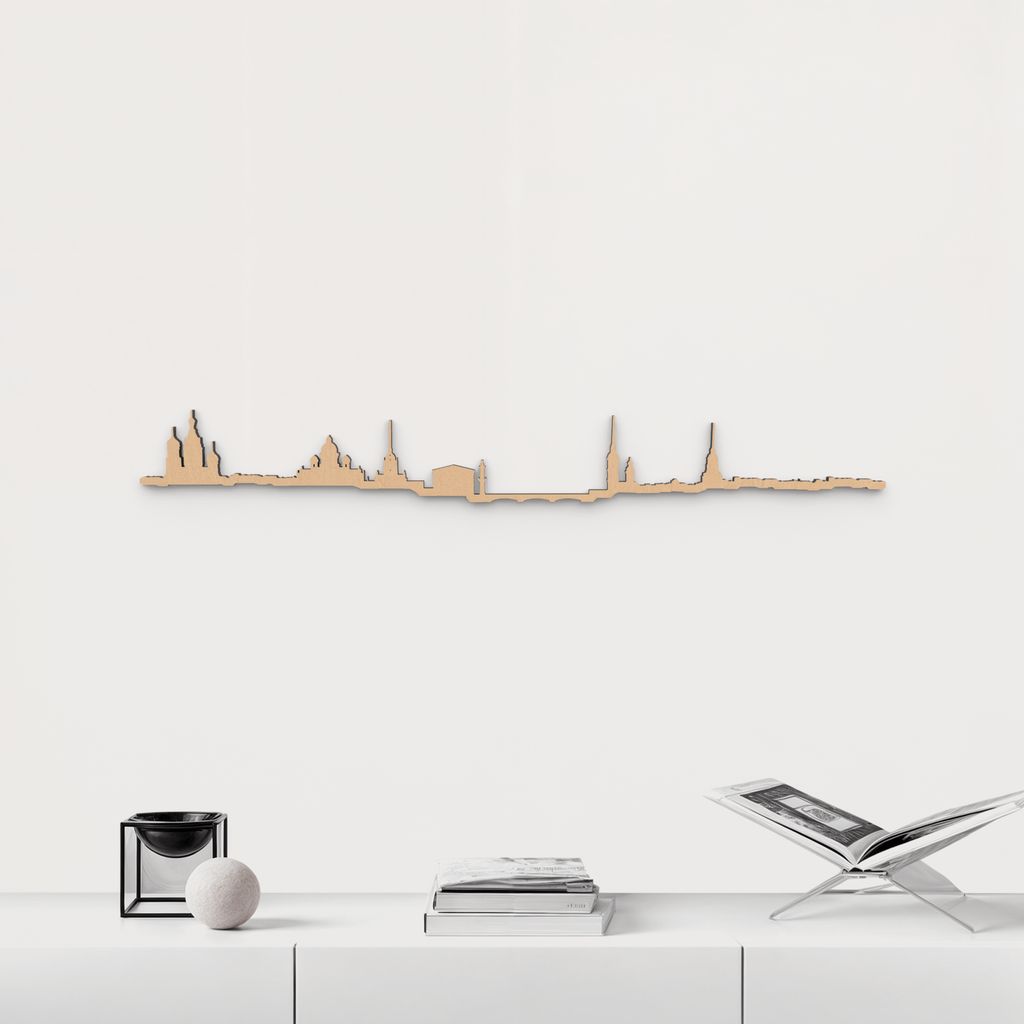 Silueta skyline de Saint Petersburg en madera de abedul color marrón para decoración mural.