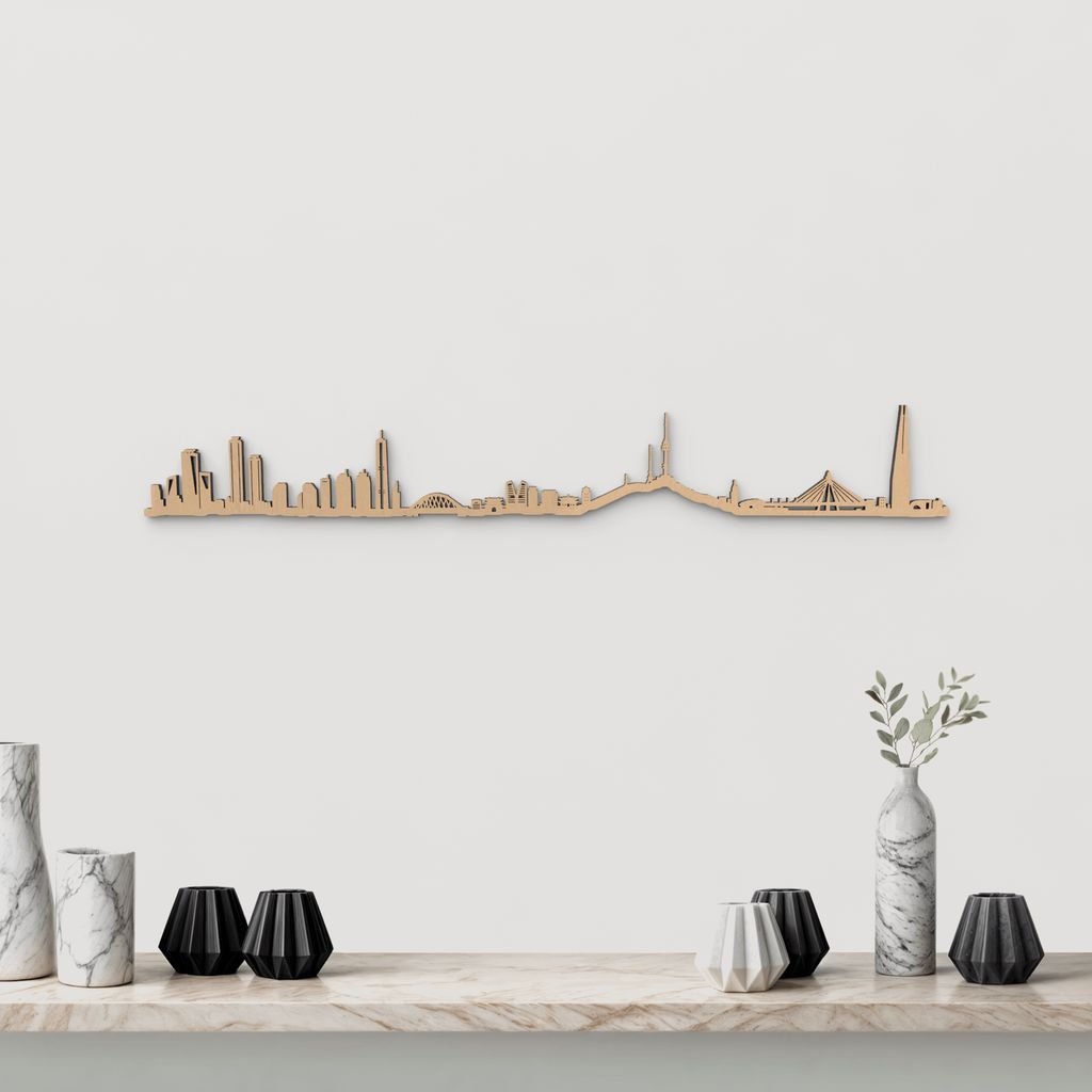 Silueta skyline de Seoul en madera color marrón para decoración mural.