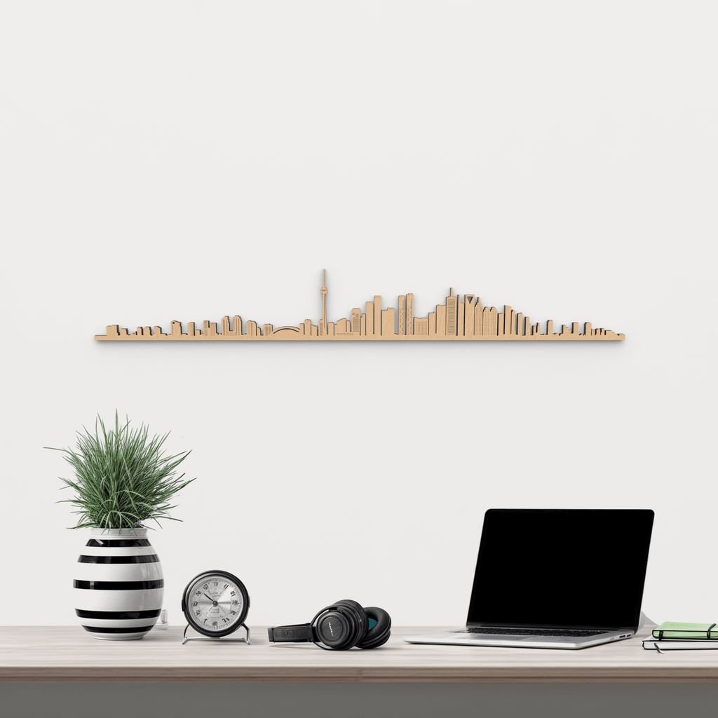 Silueta skyline de Toronto en madera de abedul color marrón para decoración mural.