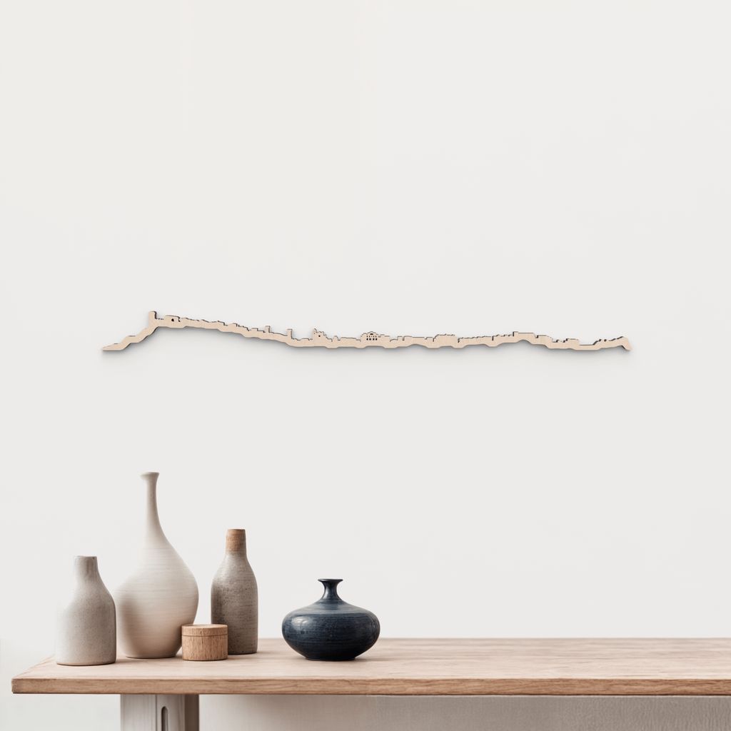 Silueta skyline de Tossa de Mar en madera de abedul color marrón para decoración mural.