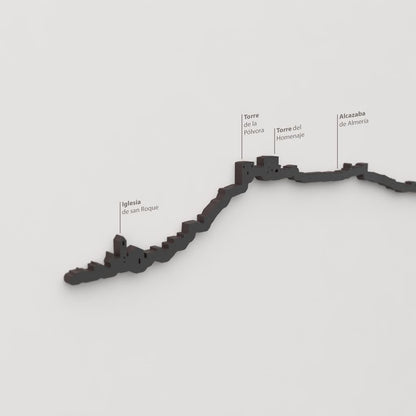 Detalle de la Alcazaba de Almería en la silueta de madera del skyline de Almería.