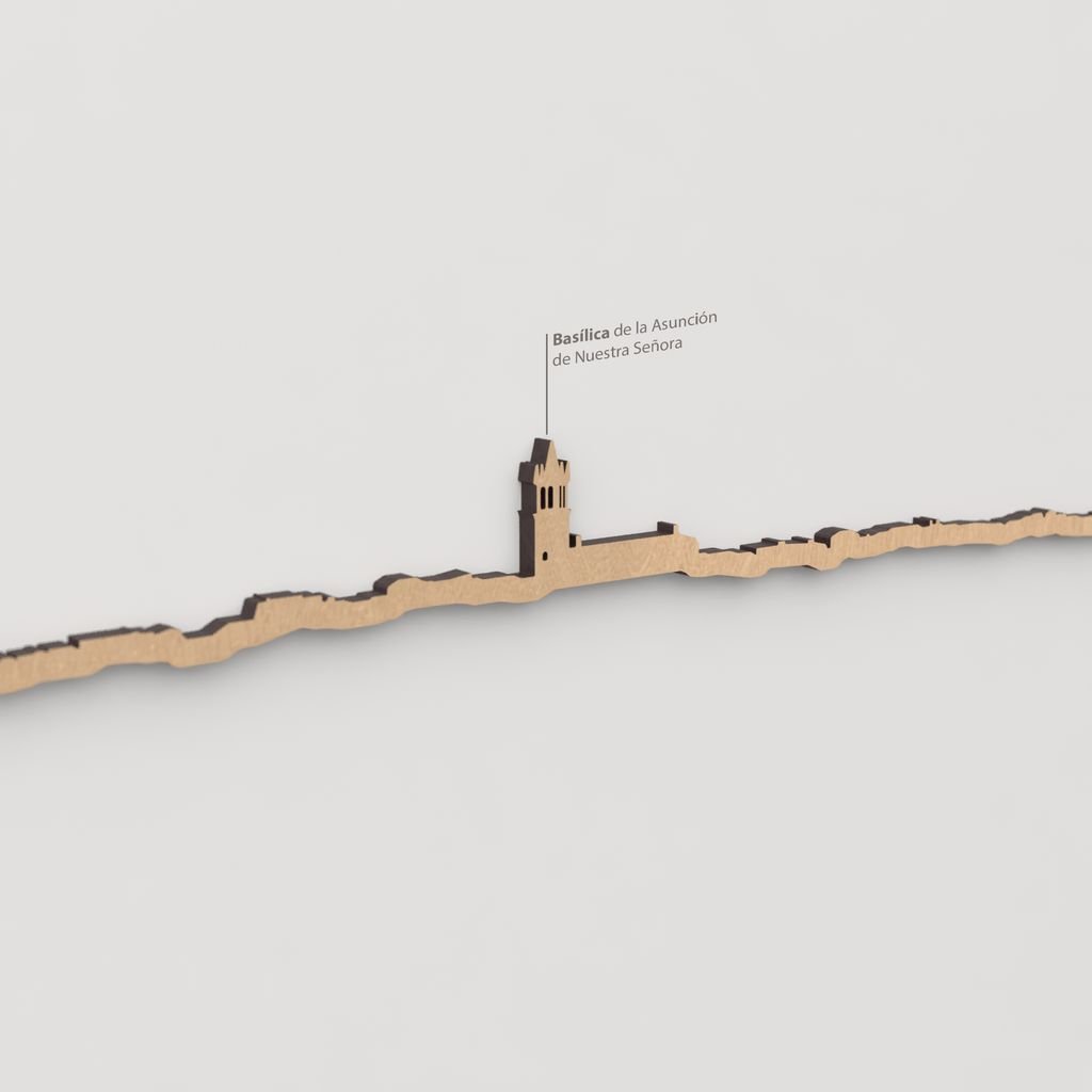 Vista detallada de la Basílica de la Asunción en el skyline de Colmenar Viejo color marrón.