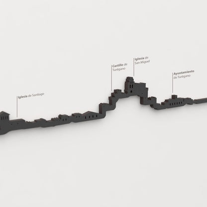 Detalle del Castillo de Turégano en la silueta de madera del skyline de Turégano.