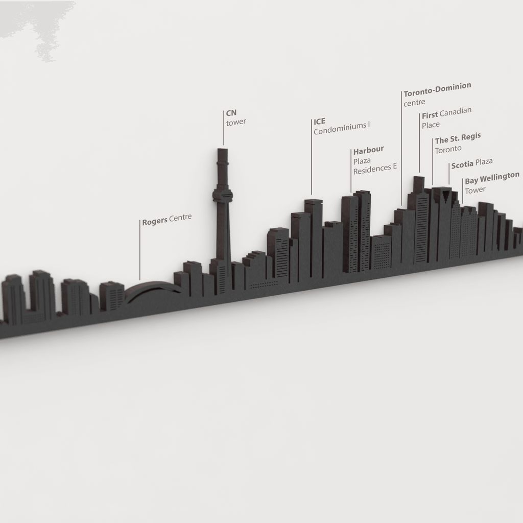 Detalle del CN Tower en la silueta de madera del skyline de Toronto.