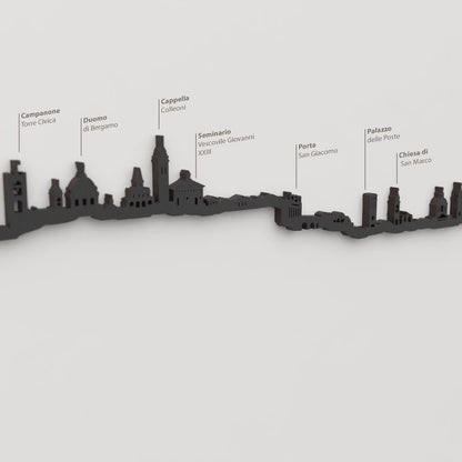 Skyline Bergamo – detalle del Duomo di Bergamo en madera negra.