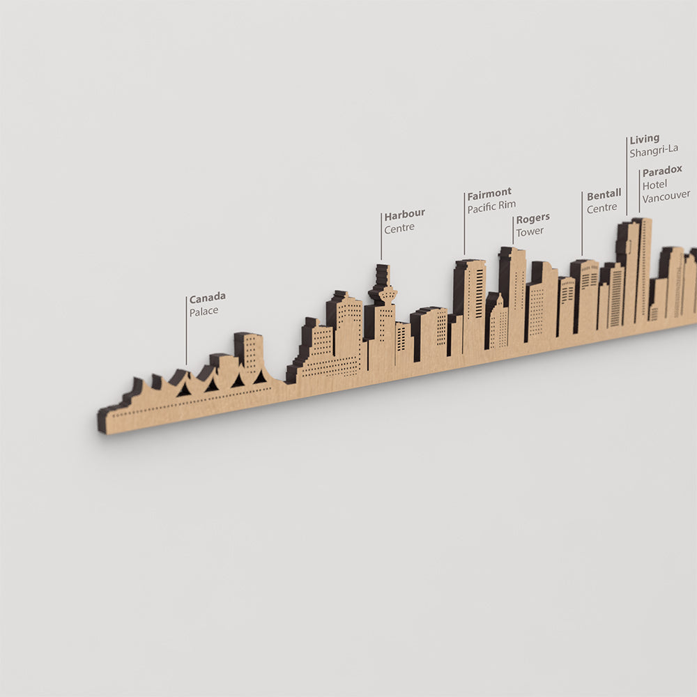 Skyline Vancouver – detalle de Fairmont Pacific Rim en madera marron.