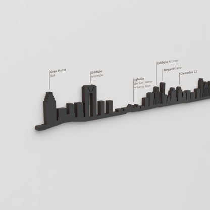 Skyline Benidorm – detalle del Gran Hotel Bali en madera negra.