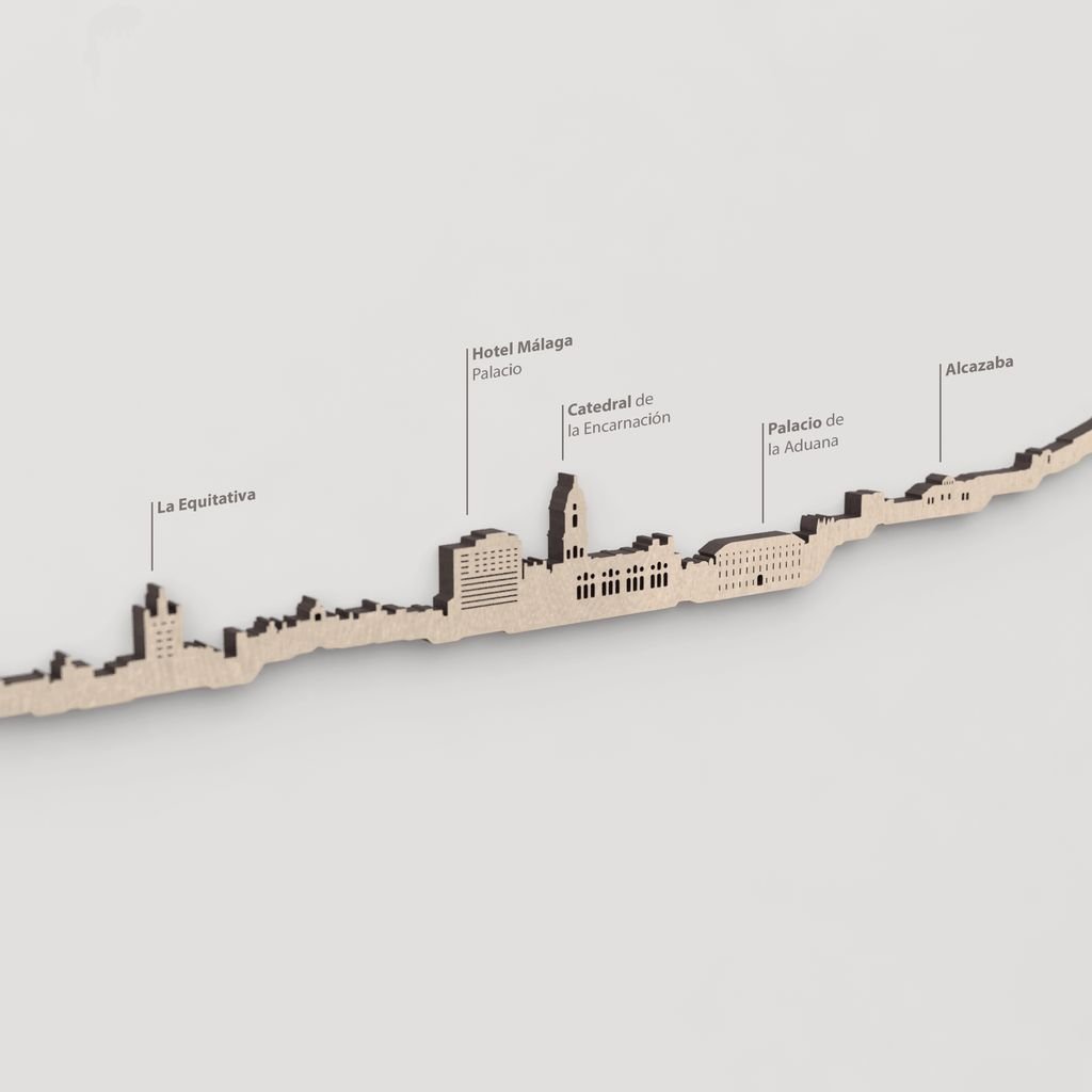 Skyline Málaga – primer plano del Hotel Málaga Palacio en madera natural.