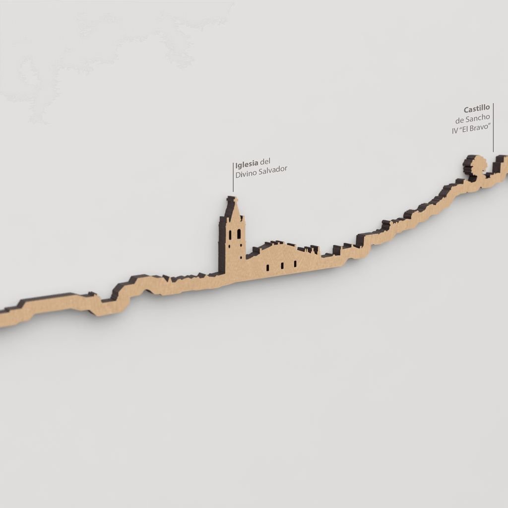 Skyline Cortegana – detalle de la Iglesia del Divino Salvador en madera marrón.