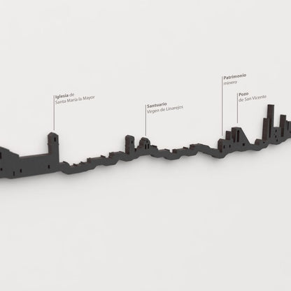 Skyline Linares – detalle de la Iglesia de Santa María la Mayor en madera negra.