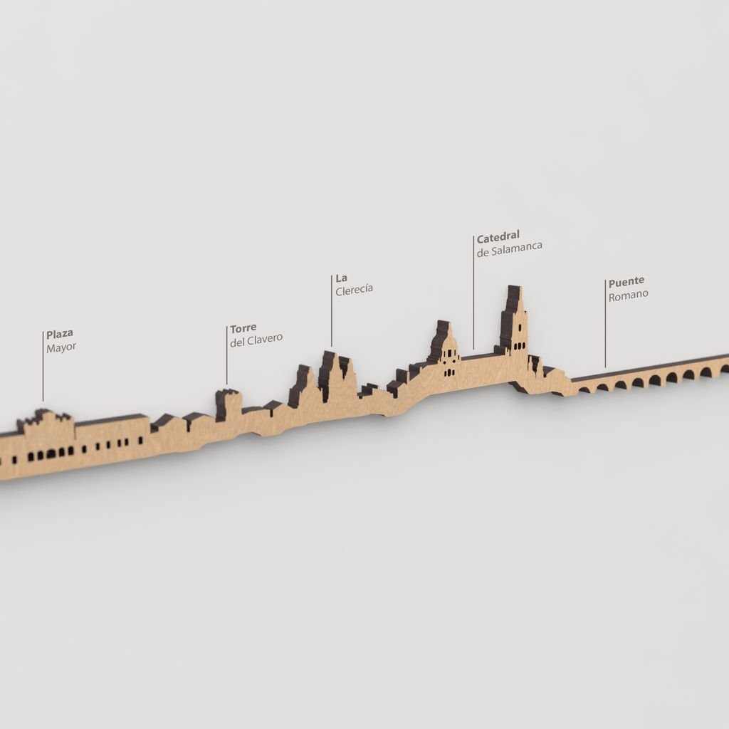 Vista detallada de La Clerecía en el skyline de Salamanca color marrón.