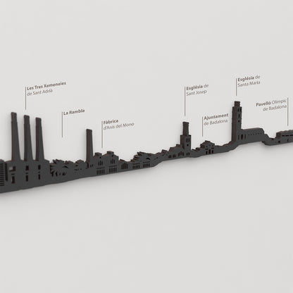 Skyline Badalona – detalle de Les Tres Xemeneies de Sant Adrià en madera negra.