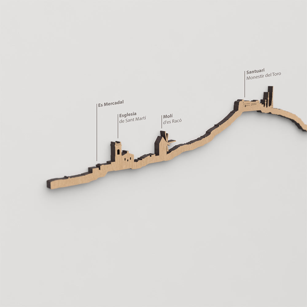 Skyline El Toro Menorca – detalle de Molí d'es Racó en madera marrón.
