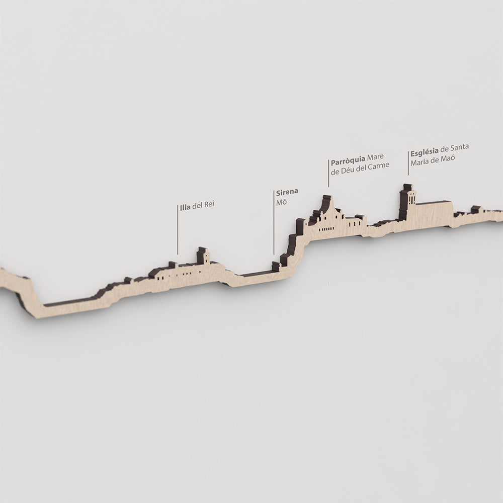 Skyline Maó – primer plano de Parròquia Mare de Déu del Carme en madera natural.