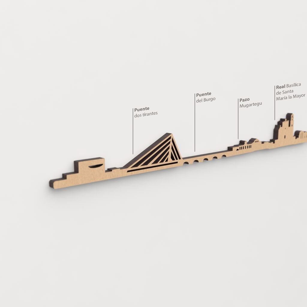 Skyline Pontevedra – detalle del Pazo Mugartegui en madera marrón.