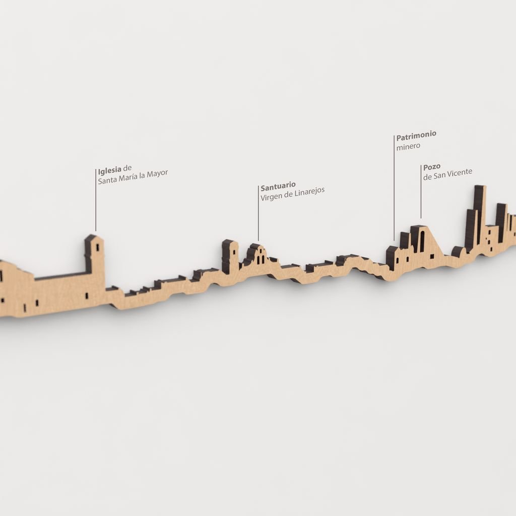 Skyline Linares – detalle del Pozo de San Vicente en madera marrón.