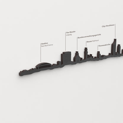 Skyline Leipzig – detalle del Red Bull Arena en madera negra.