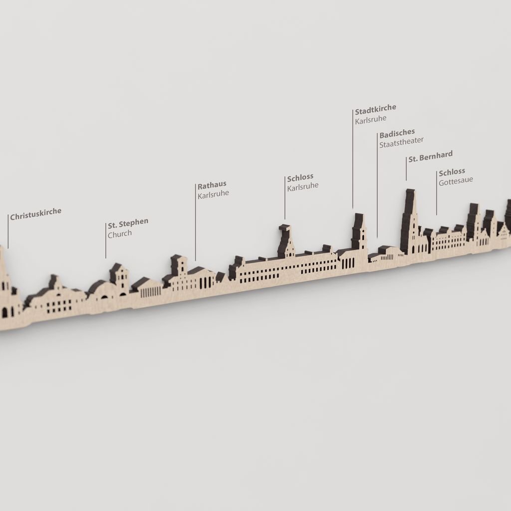 Skyline Karlsruhe – primer plano de la Stadtkirche Karlsruhe en madera natural.