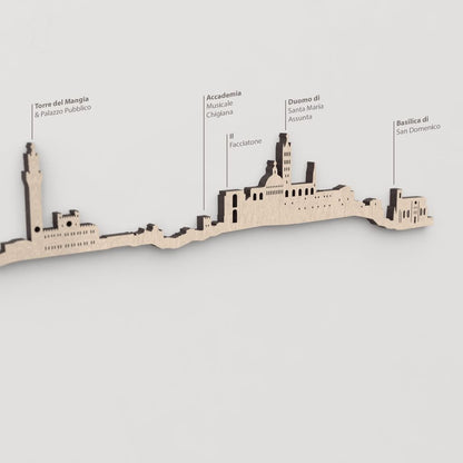 Primer plano de la Torre del Mangia en la silueta de madera de Siena.