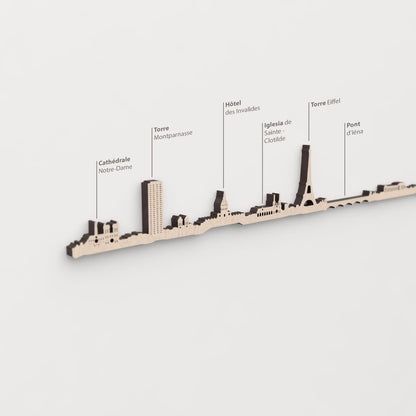 Skyline París – primer plano de Torre Montparnasse en madera natural.