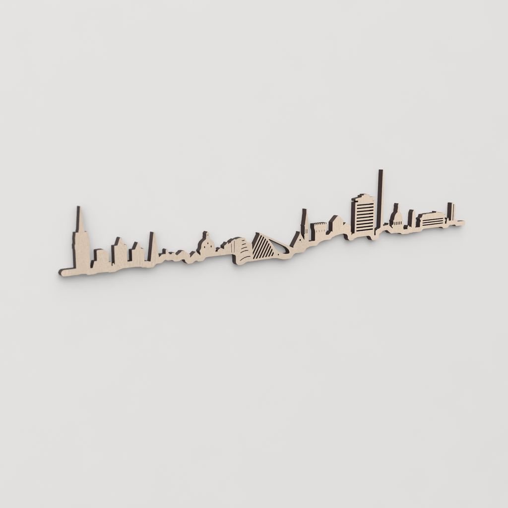 Regalo original: skyline de Dublín tallado en madera con sus edificios icónicos.