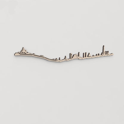 Idea de regalo original: la silueta del skyline de Bologna en madera natural.